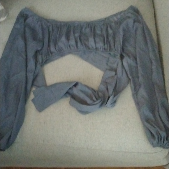 Windsor Cropped Tie-Back Top - Picture 2 of 2